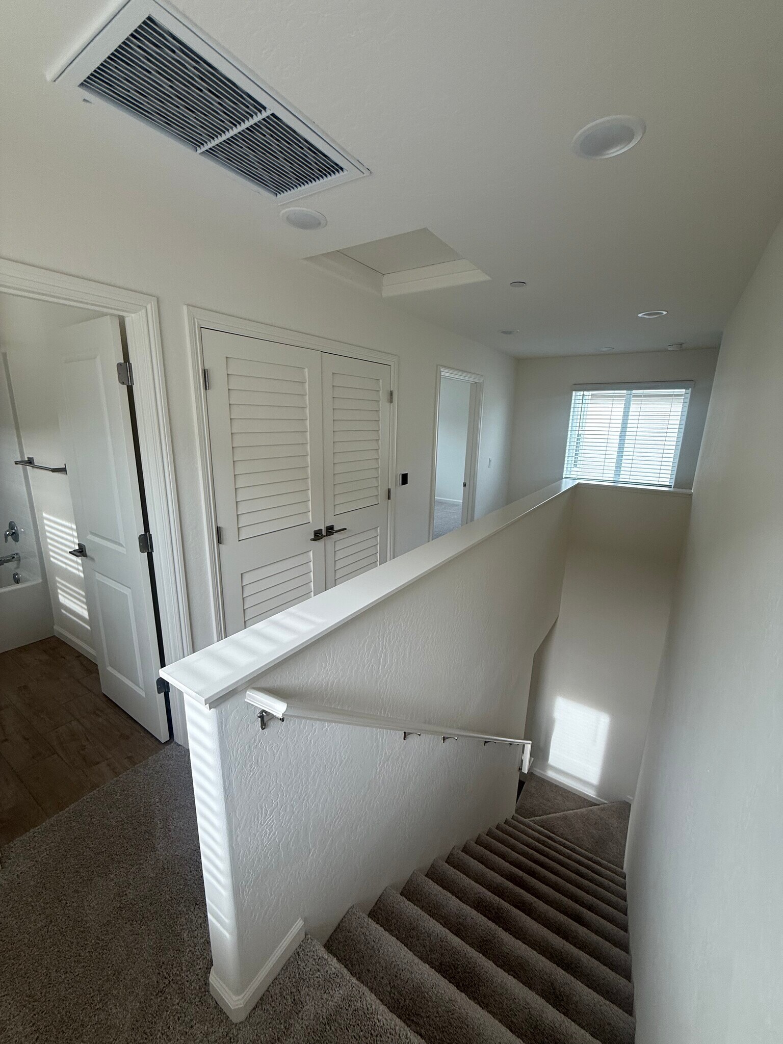 Building Photo - 1519 Redbrick Ln