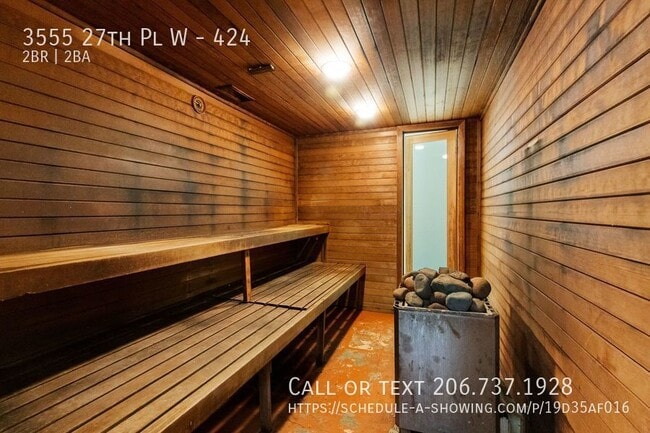 Building Photo - 3555 27th Pl W