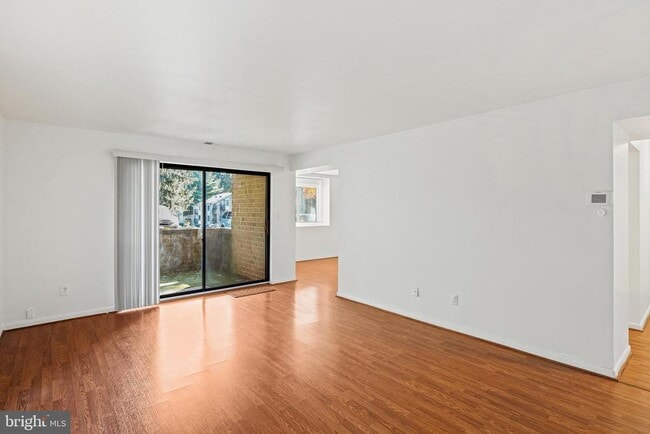 Building Photo - 2 Bailiffs Ct