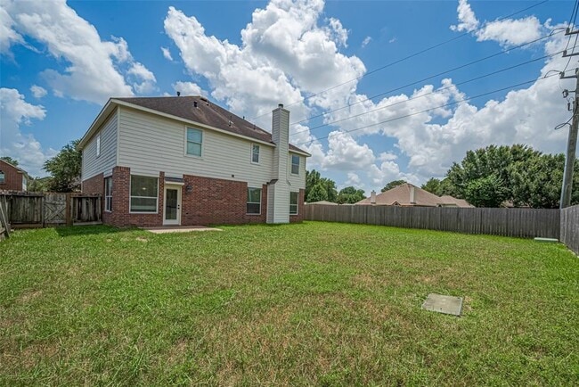 Building Photo - 5703 Saragosa Dr