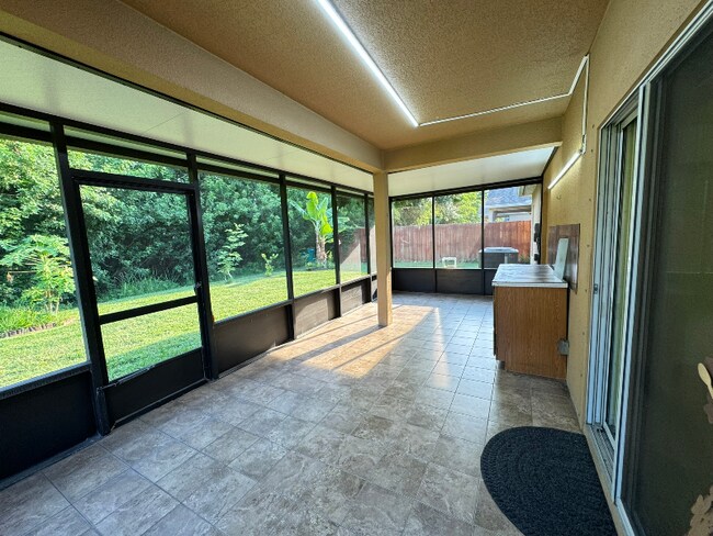 Building Photo - 3740 Aria Dr