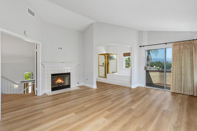 Building Photo - Single Family House with a view