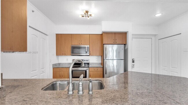Building Photo - 1830 Radius Dr