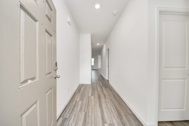 Building Photo - 10304 Tuscan Vly Dr