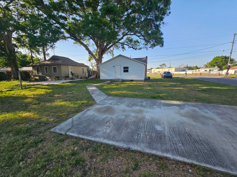 Building Photo - 3900 46th Ave N