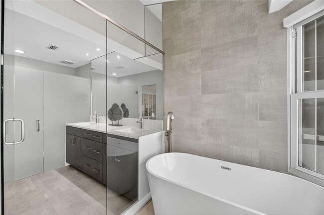 Building Photo - 160 Marina Del Rey Ct