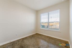 Building Photo - 3802 Hickory Dr