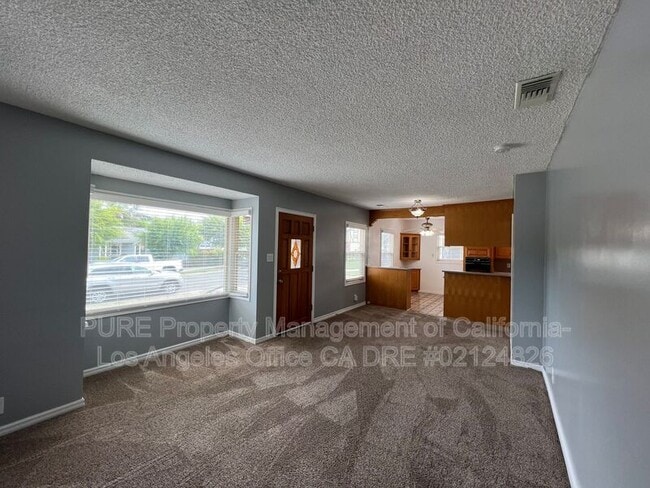 Building Photo - 2667 S Dolphin St