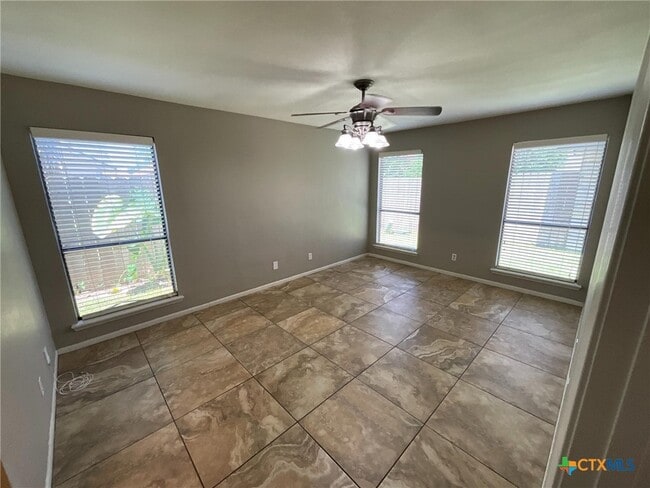 Building Photo - 519 Rattan Dr
