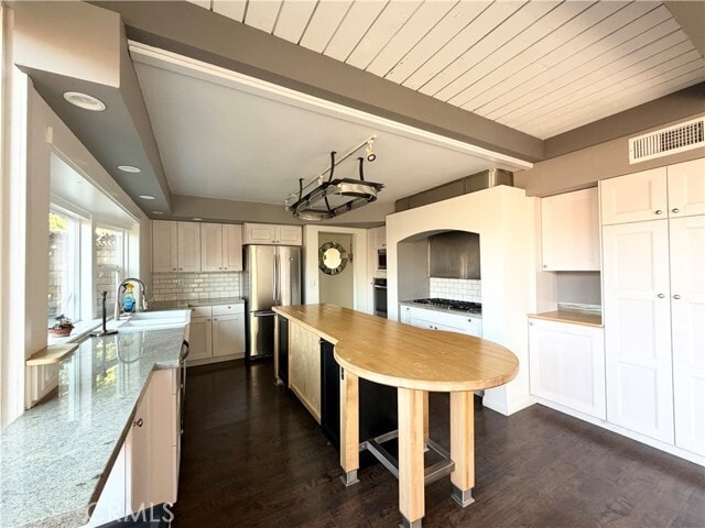 Building Photo - 4891 Tamarack Way