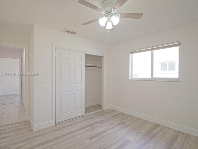 Building Photo - 5510 Johnson St