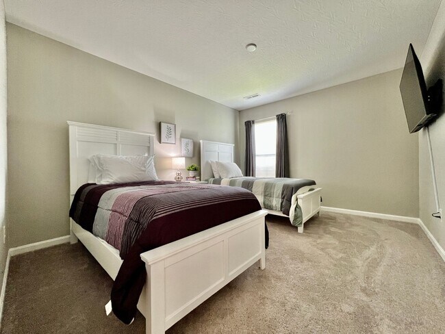 Building Photo - Fully Furnished Luxury Corporate Rental - Brand New Construciton