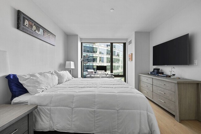 Building Photo - 133 Seaport Blvd