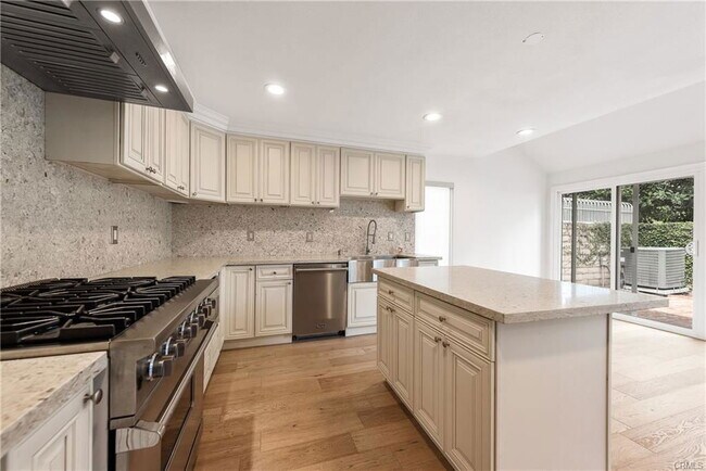 Building Photo - 13082 Mindanao Way