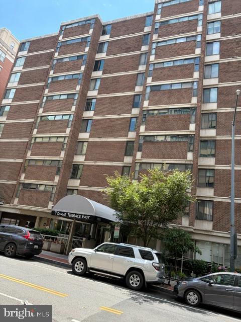 Building Photo - 1420 N St NW