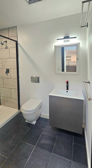 Building Photo - 35 Springside Ave