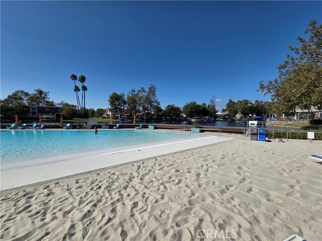 Building Photo - 24776 Glenwood Dr