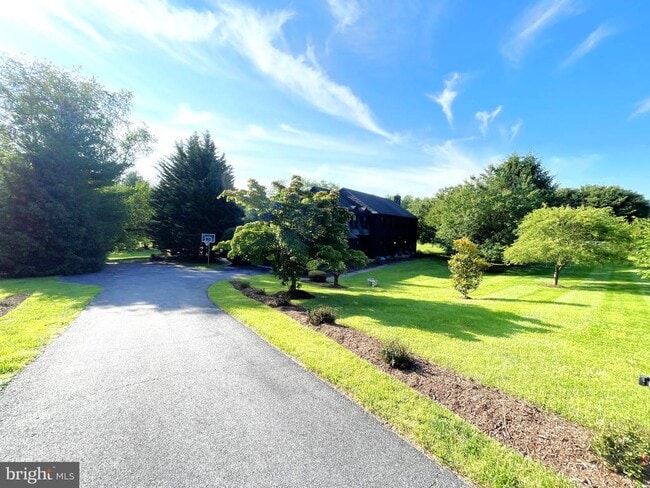 Building Photo - 13209 Lantern Hollow Dr