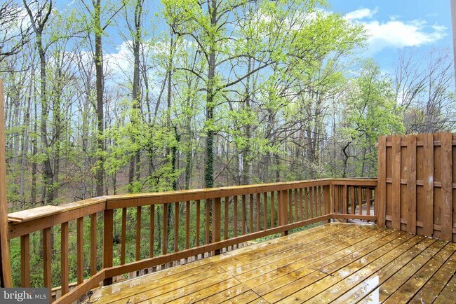 Building Photo - 7222 Lensfield Ct