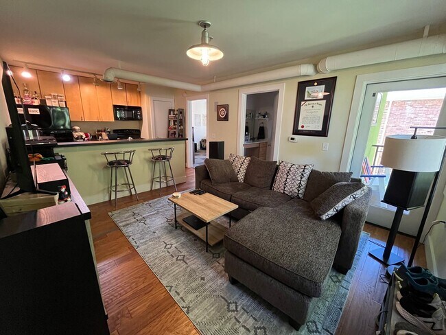 Interior Photo - The Treehouse on JPA