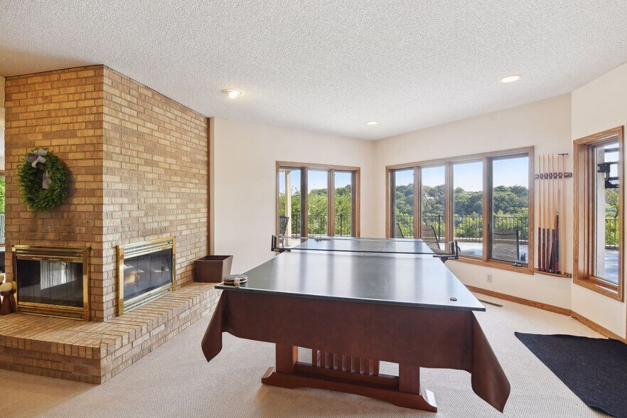 Building Photo - 10481 Bluff Rd