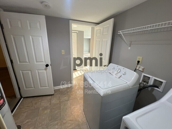 Building Photo - 2343 Ashton Ln