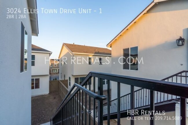 Building Photo - 3024 Ellis Town Dr