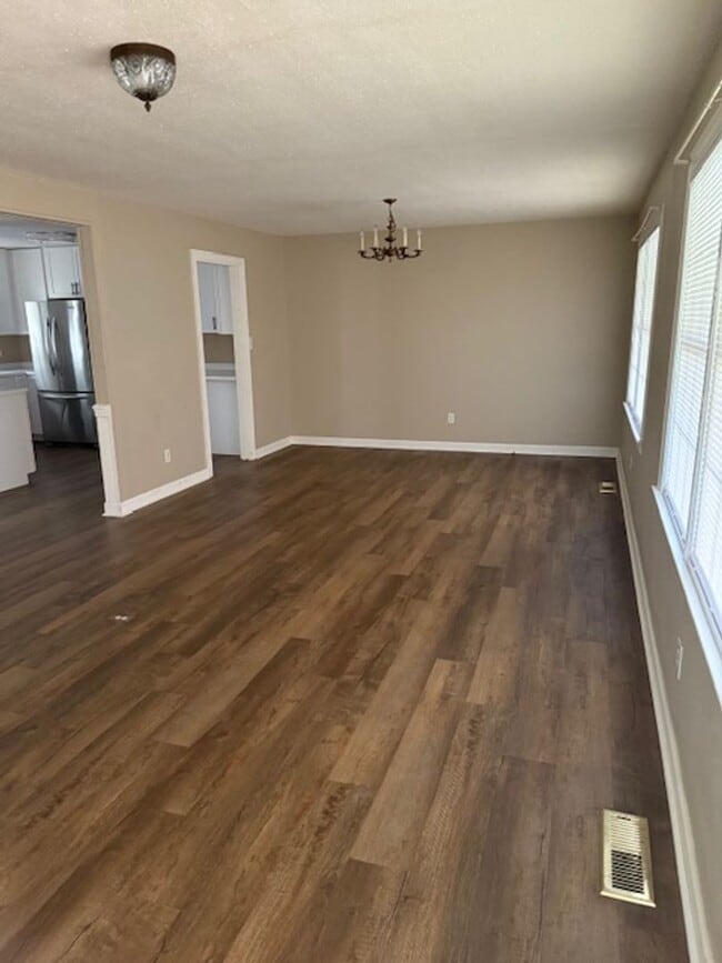 Building Photo - 3 Bedroom, 3 Bath House (COMING SOON)