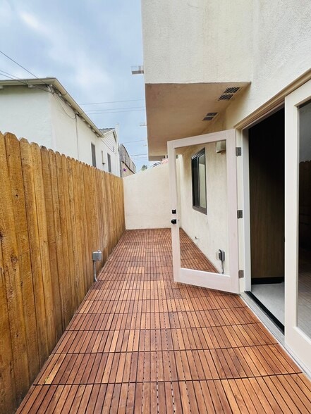 Patio - 1034 18th St