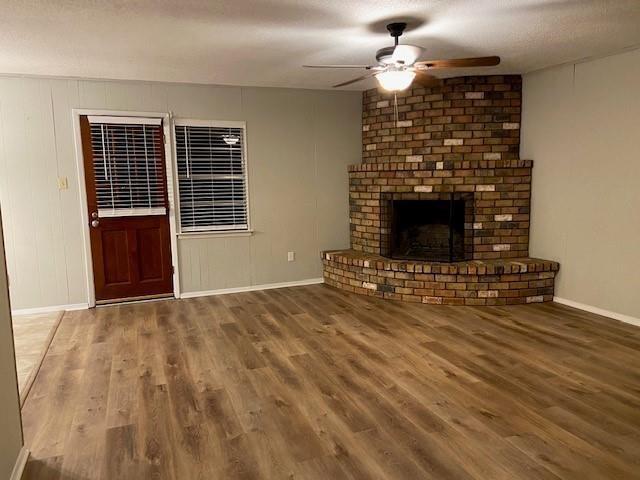 Building Photo - 2240 Shady Meadow Dr