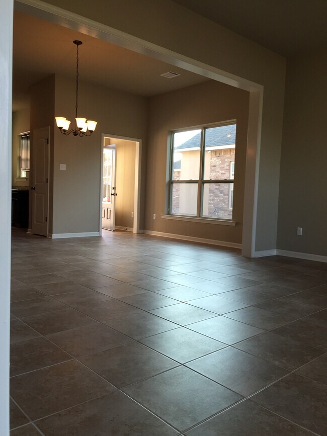 Building Photo - New Lake Front Home in Magnolia Lakes off ...