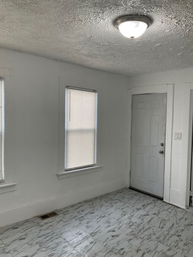 Building Photo - 5700 Luther Ave