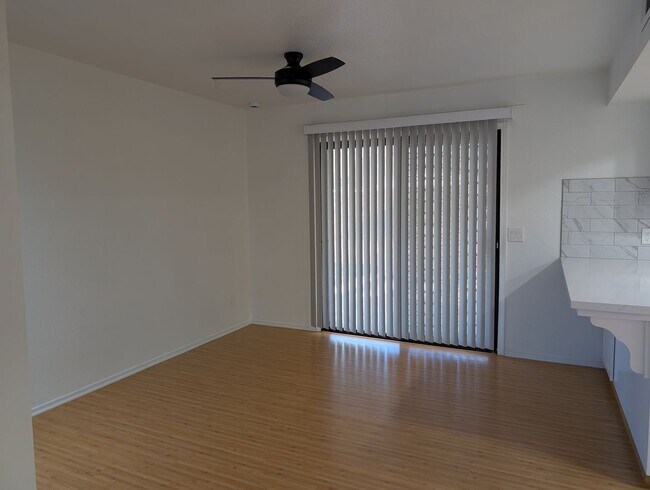 Building Photo - Cute and updated Clovis home offering wonderful amenities, good size lot, a bid backyard + potent...