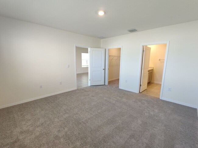 Building Photo - 33997 Jasper Stone Dr