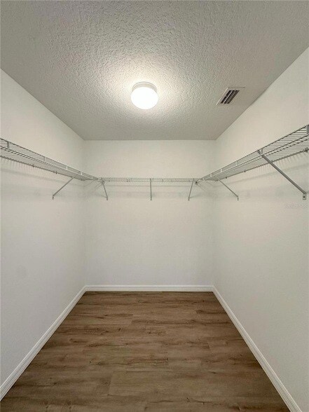 Building Photo - 37 Lewis Shire Pl