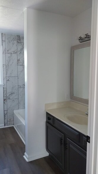 Building Photo - 317 Bailey Rd