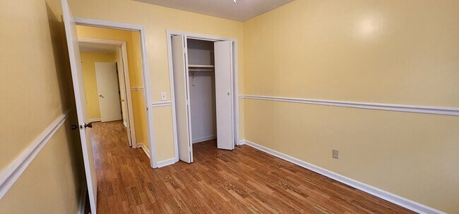 Building Photo - 5592 Cold Stream Dr