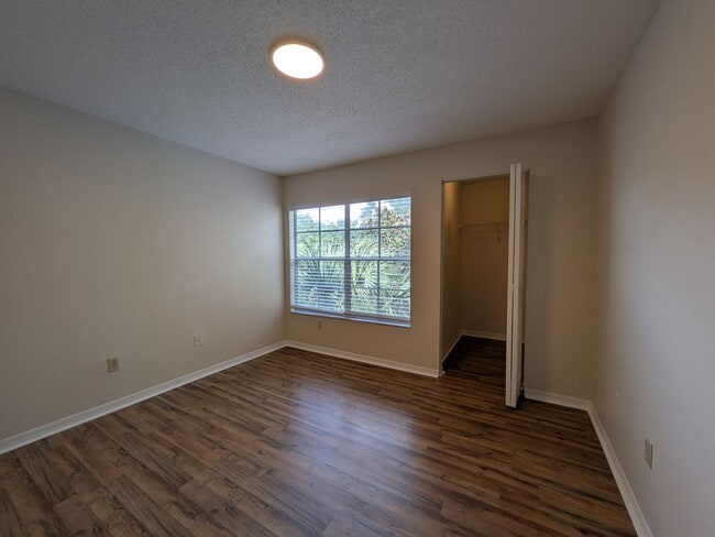 Building Photo - 3/2 Condo, Villas at Lakeside in Oveido