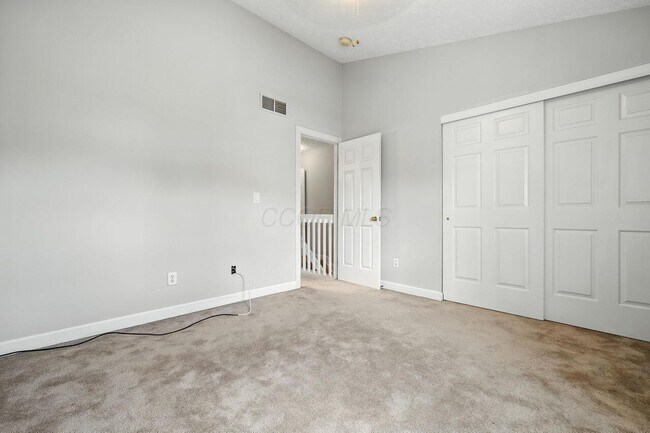 Building Photo - 932 Philadelphia Dr