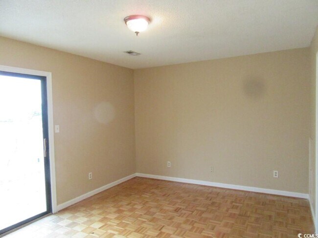 Building Photo - 1450 Turkey Ridge Rd