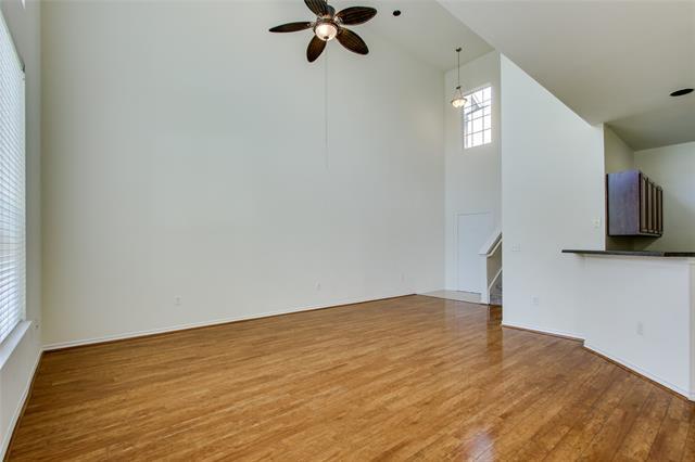 Building Photo - 1041 Colonial Dr