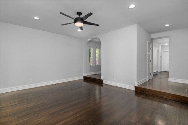 Building Photo - 7117 Northmoor Dr