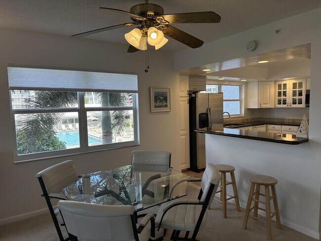 Building Photo - 3310 S Ocean Blvd