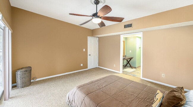 Building Photo - 1483 Glastonberry Rd