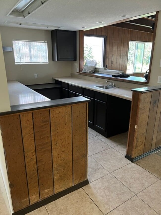 Building Photo - Spacious 4BR Cul-de-Sac Home with Large Backyard & Attached Garage