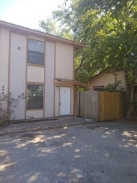 Building Photo - 330 W Byrd Blvd