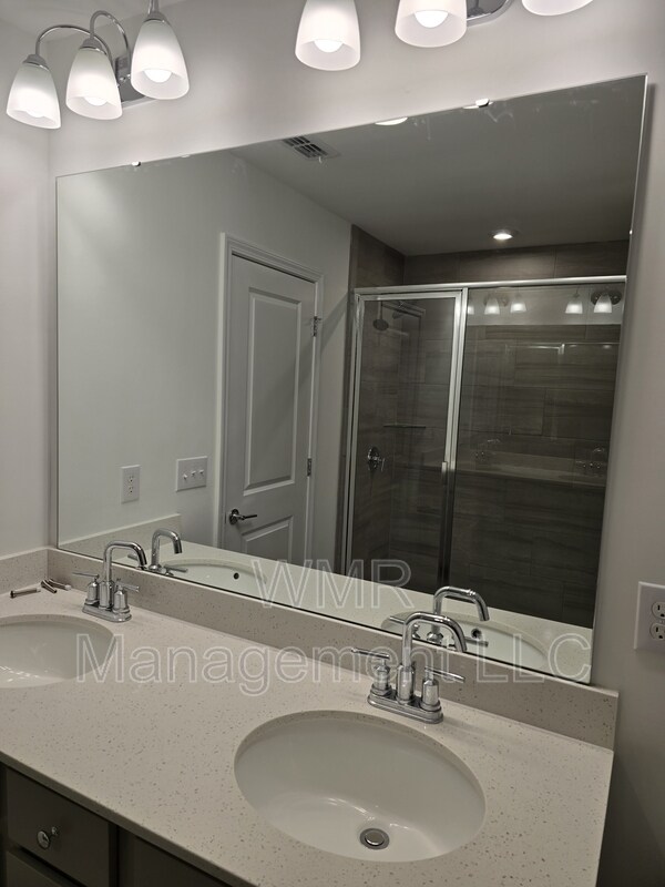 Building Photo - 1846 Teachers House Rd NW