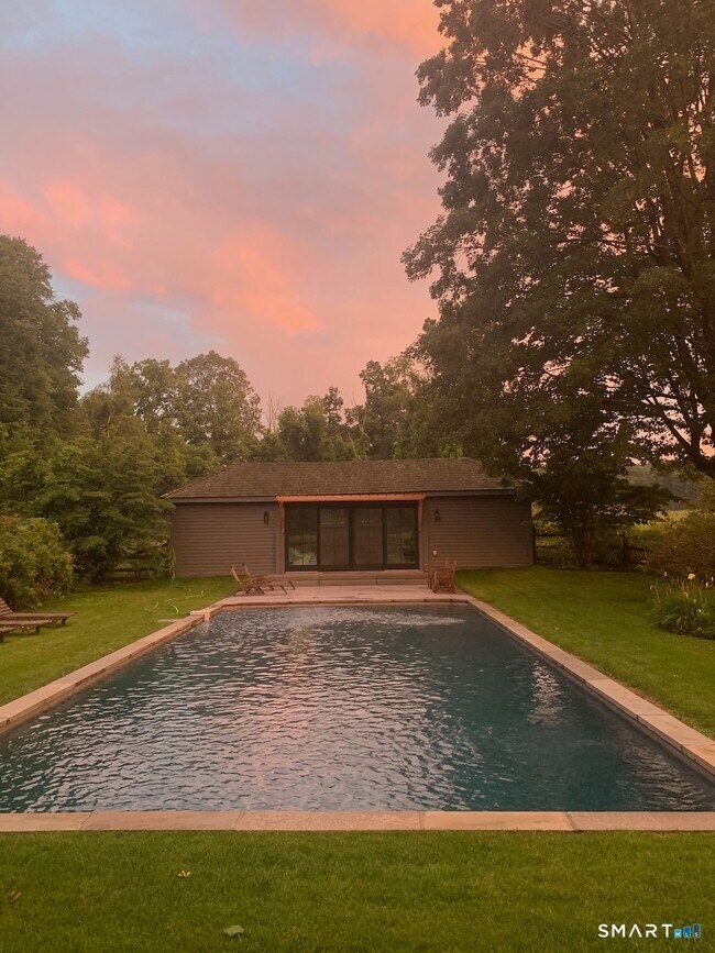 Building Photo - 87 Beaver Dam Rd