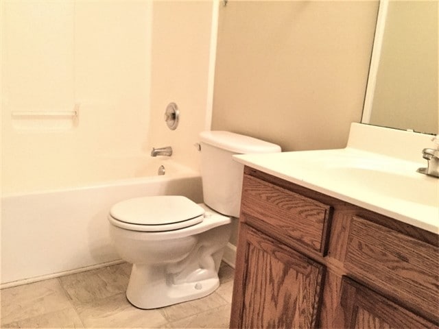 Building Photo - 9135 Simonton Dr
