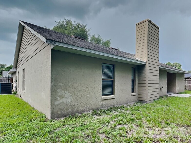 Building Photo - 1435 Spring Ridge Cir